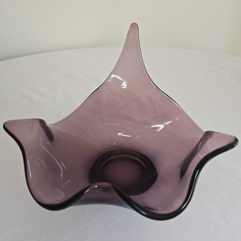 Vintage Rare Viking Glass Flying Nun Amethyst Purple Handkerchief Bowl